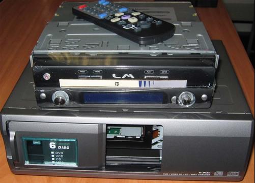 SUPER LM 7401 автомобильный выдвижной телевизор с dvd